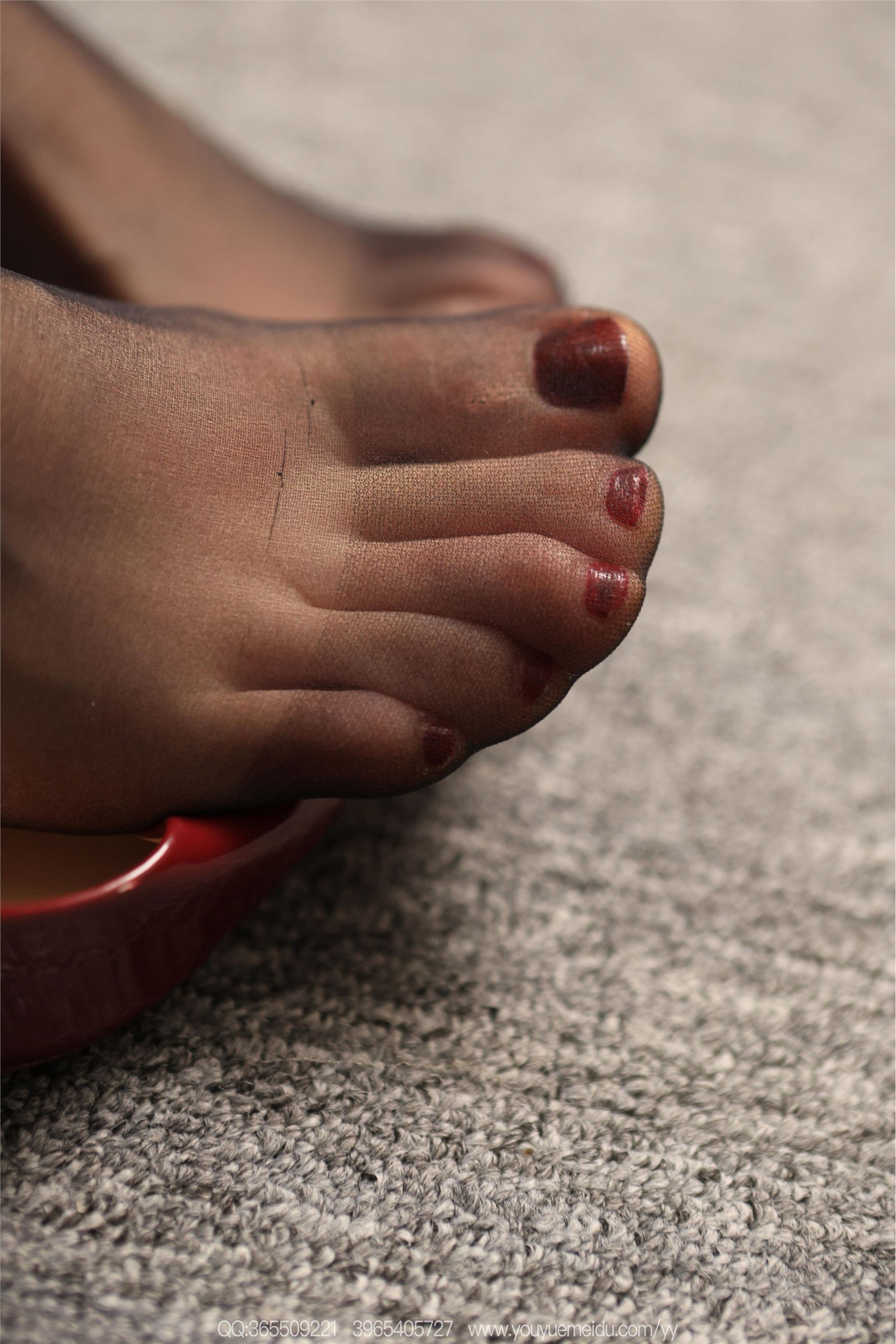 IESS异思趣向  2026.01.03 丝享家2255：小婕《红色高跟鞋》